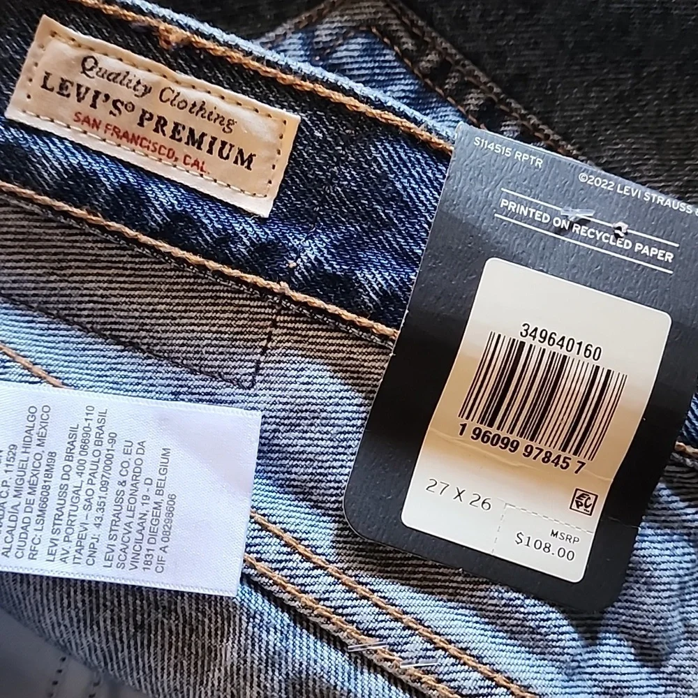 NWT! Levi's THE WEDGIE STRAIGHT  Indigo destructed vintage inspired denim - Picture 13 of 16